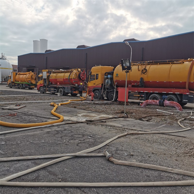 武川污水池清理